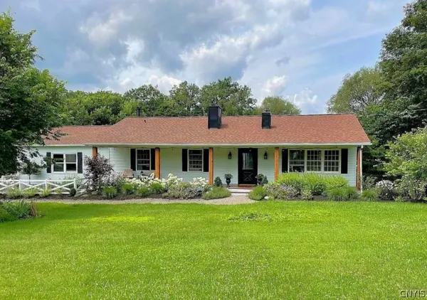 $899,900 | 1521 Tracy Drive, Spafford, NY 13152