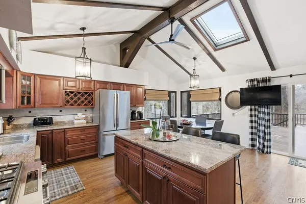 $899,900 | 1521 Tracy Drive, Spafford, NY 13152