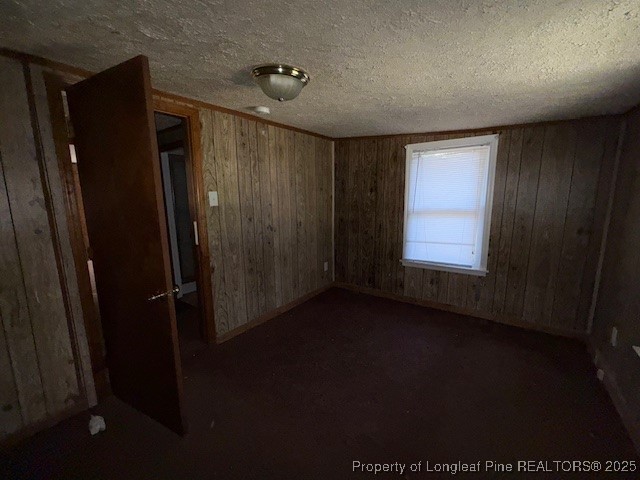 435 West Connecticut Avenue Southern Pines, NC 28387 - Photo 23 of 35 an empty room with windows