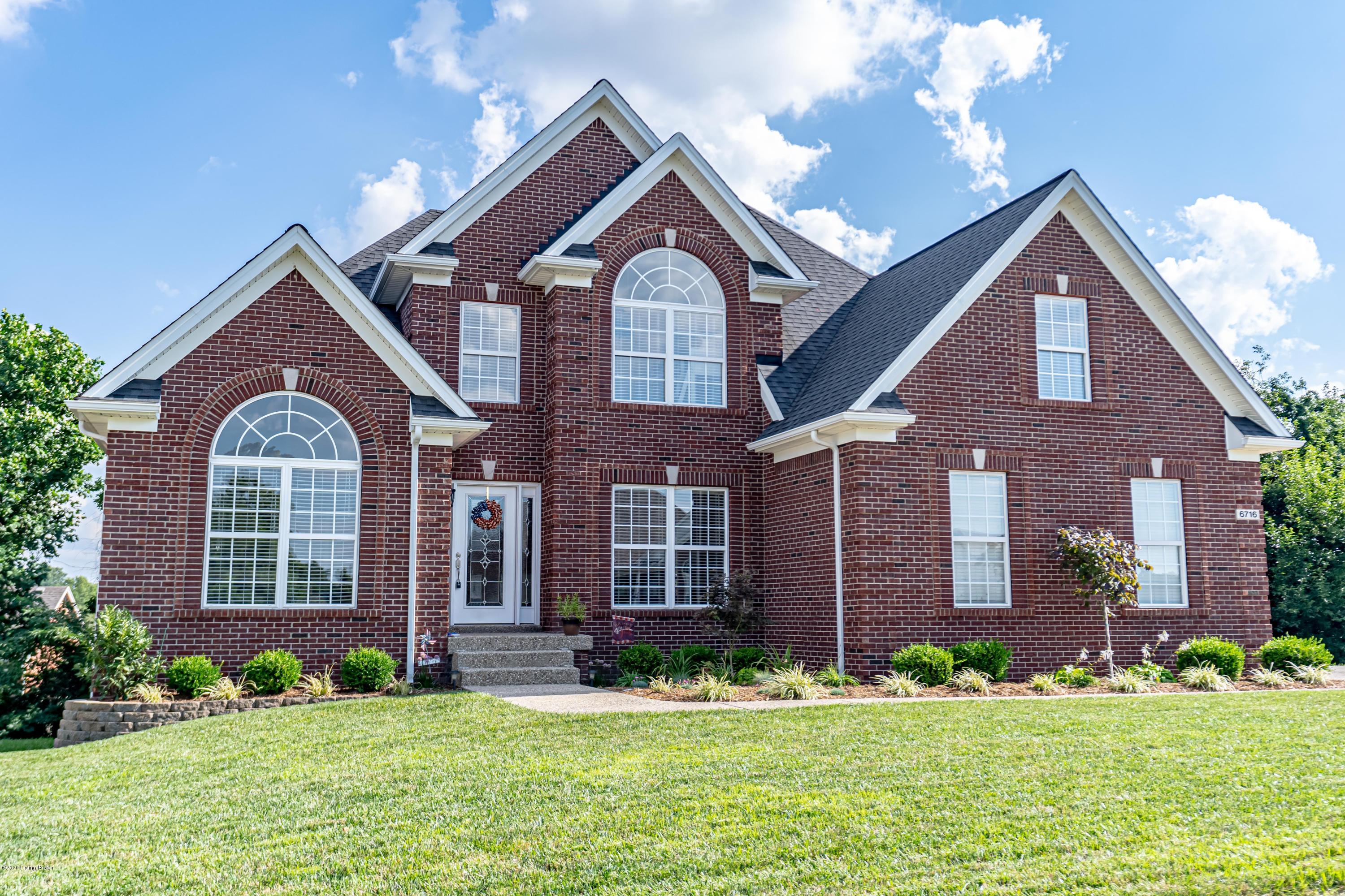 6716 Obryan Road Louisville, KY 40291 - Photo 1 of 61 Great Curb Appeal!