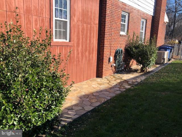2920 Graham Road Falls Church, VA 22042 - Photo 6 of 15 Gallery Image 6