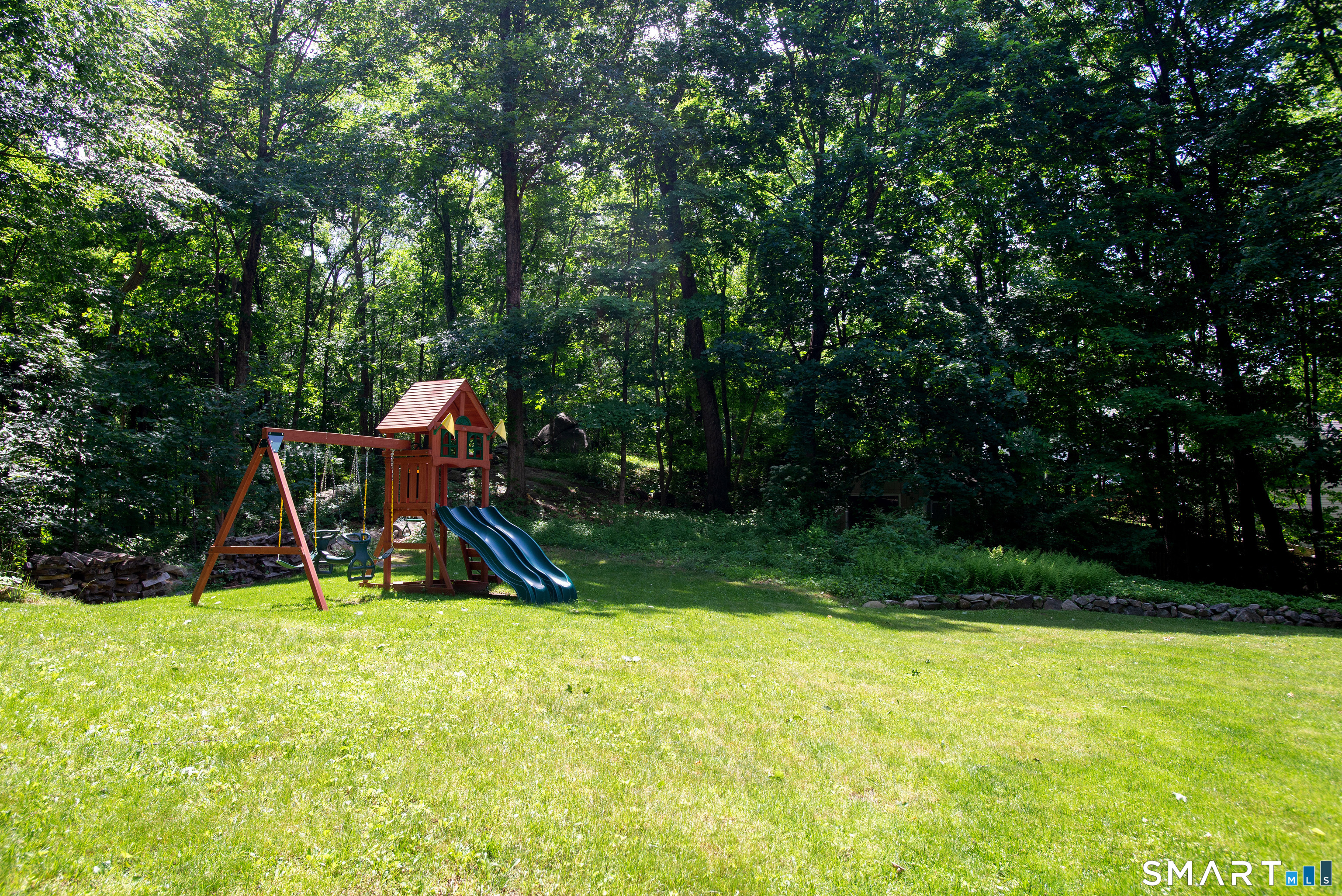 128 Florida Hill Road Ridgefield, CT 06877 - Photo 4 of 21
