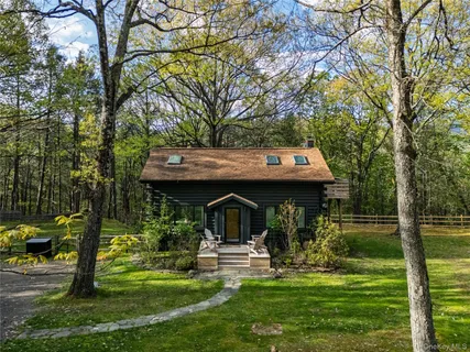$999,000 | 53 Blueberry Hill Road, Woodstock, NY 12498