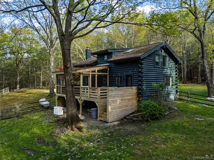 $999,000 | 53 Blueberry Hill Road, Woodstock, NY 12498