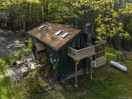 $999,000 | 53 Blueberry Hill Road, Woodstock, NY 12498