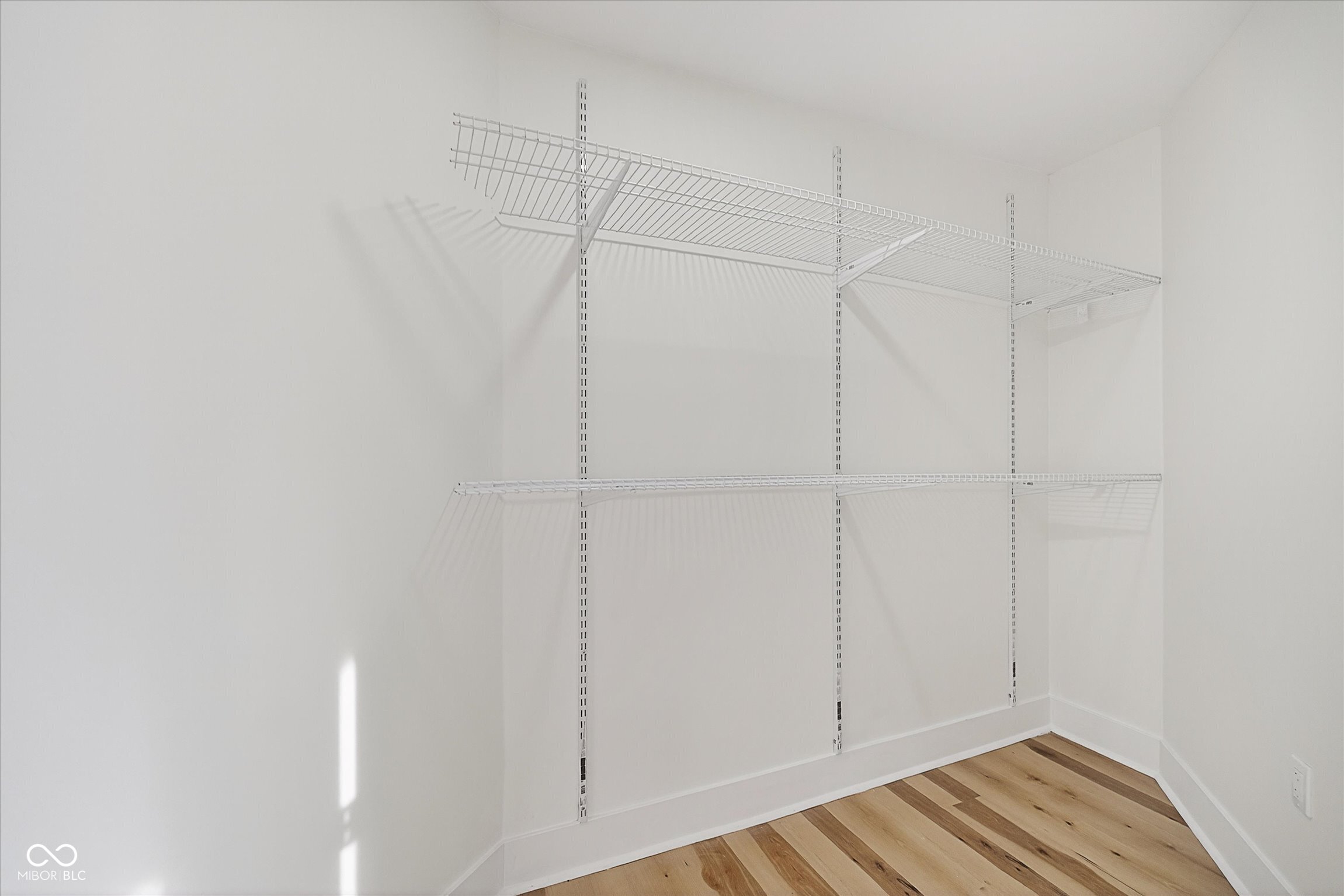 5408 Singleton Street Indianapolis, IN 46227 - Photo 12 of 36