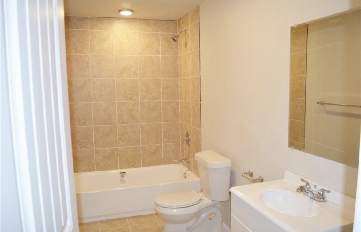 7318 Laredo Street, Unit A Houston, TX 77020 - Photo 4 of 9