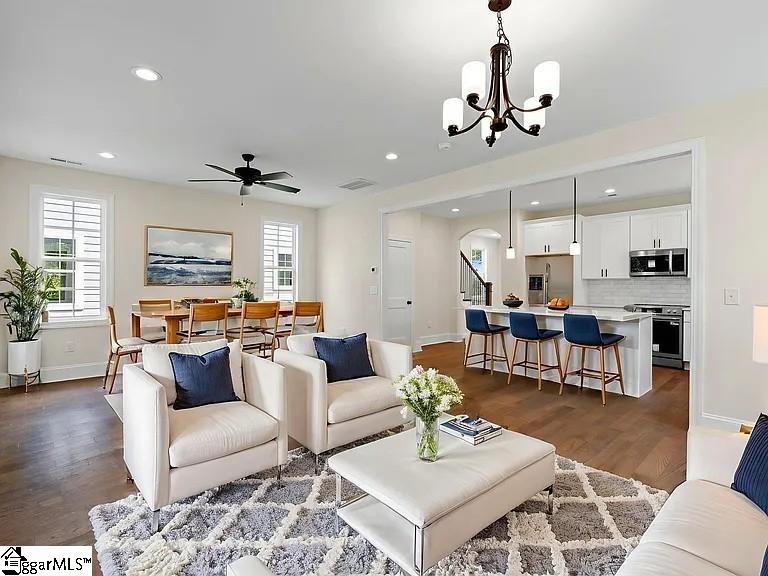 711 North Main Street Greer, SC 29651 - Photo 4 of 13