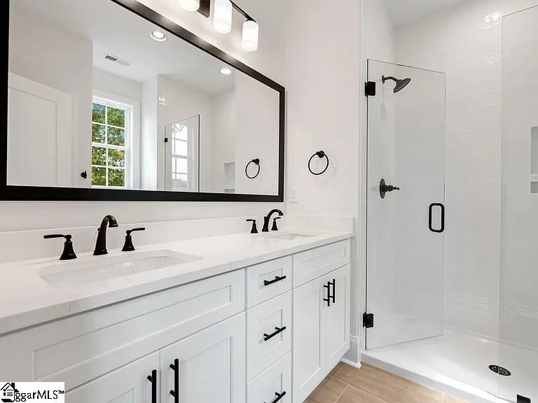 711 North Main Street Greer, SC 29651 - Photo 10 of 13