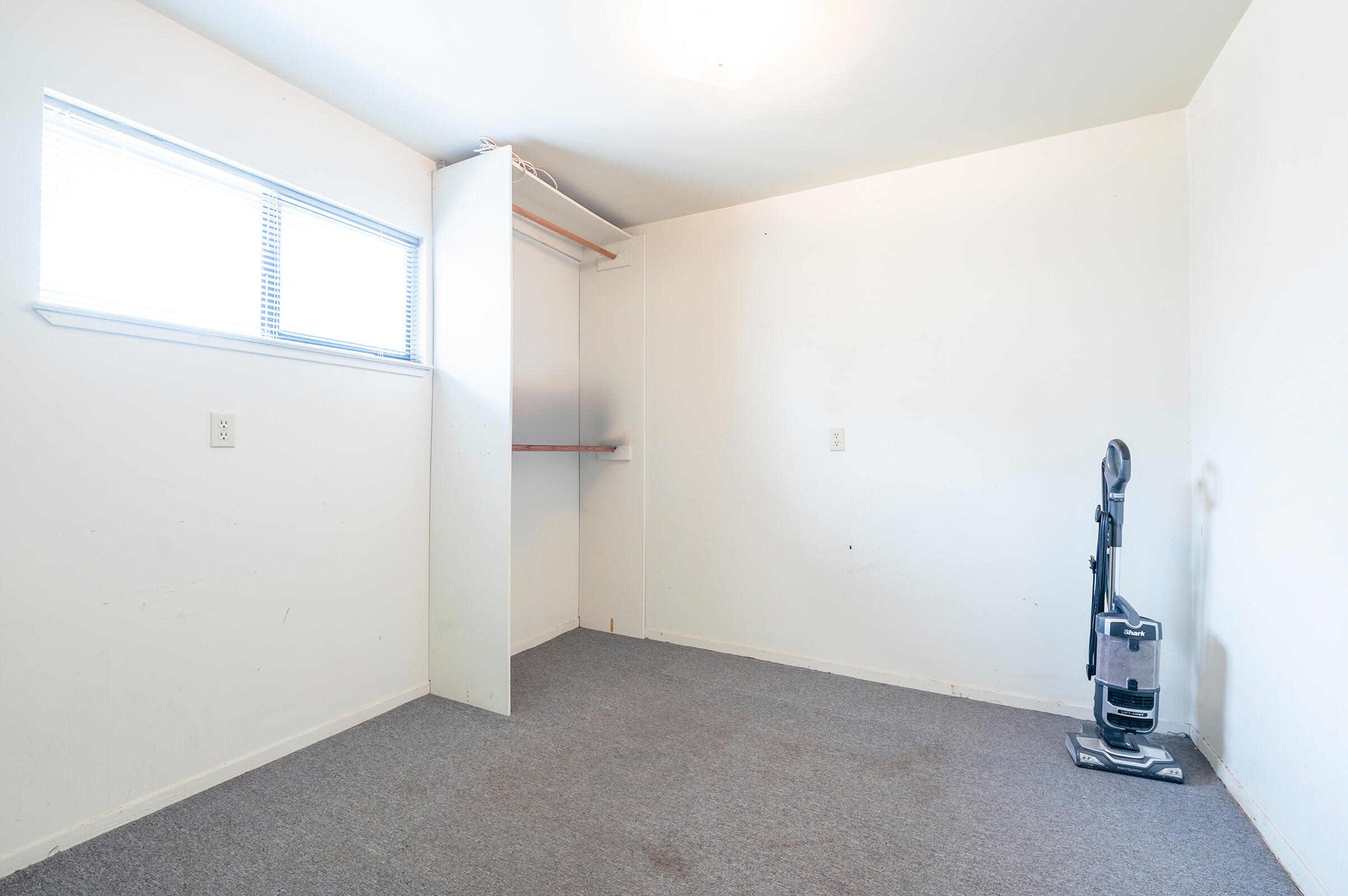 2855 Henderson Road Redding, CA 96002 - Photo 23 of 34 a view of a room with rack on the wall