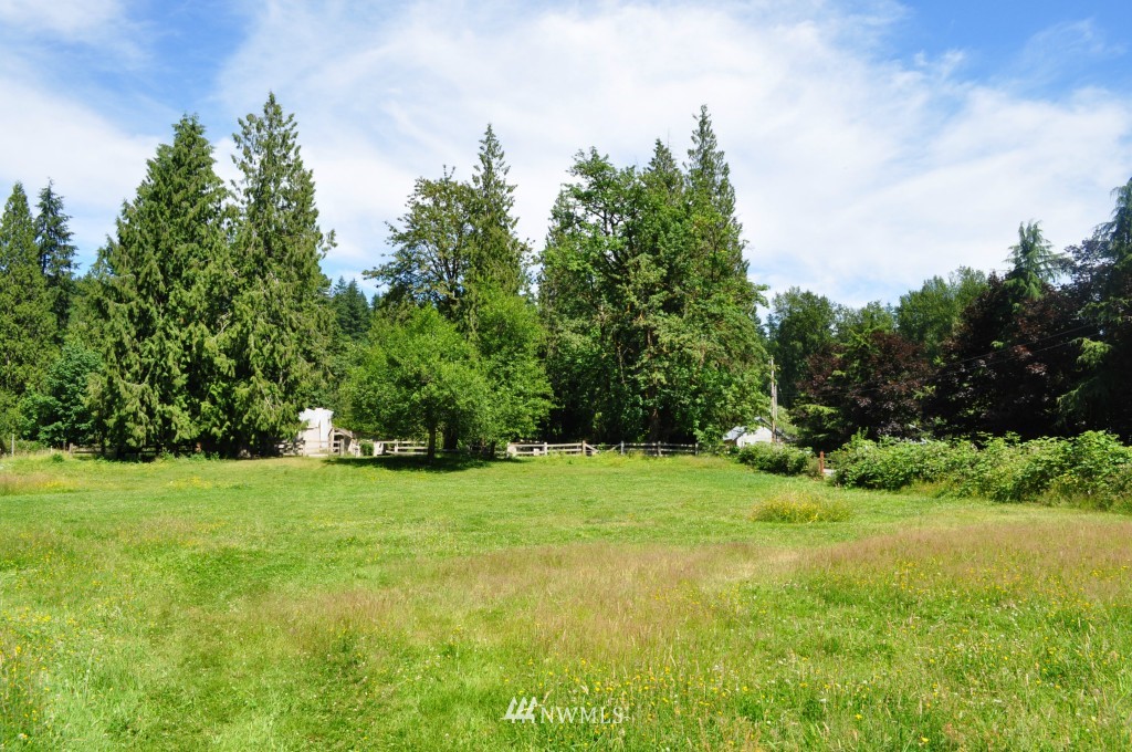 19635 Maxwell Road Southeast Maple Valley, WA 98038 - Photo 12 of 14