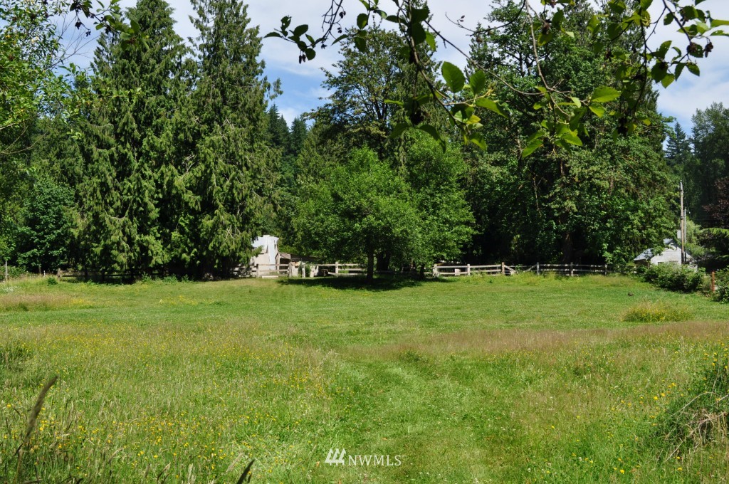 19635 Maxwell Road Southeast Maple Valley, WA 98038 - Photo 13 of 14