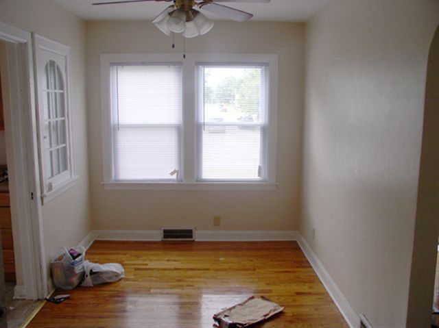 3222 Rockingham Road Davenport, IA 52802 - Photo 4 of 8 Gallery Image 4