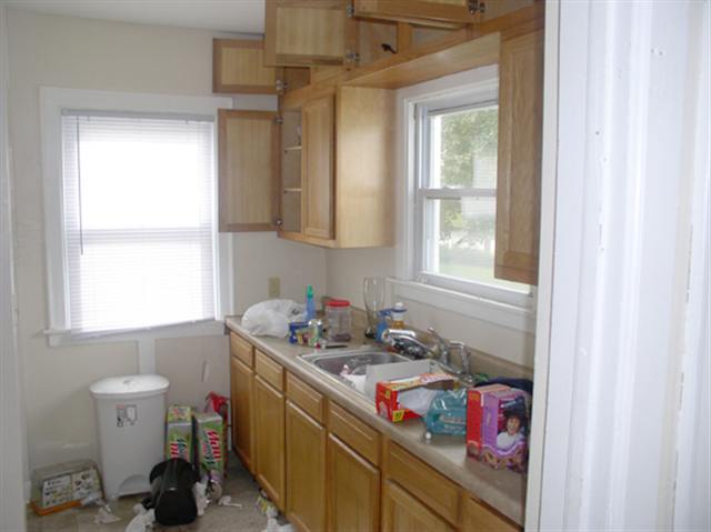 3222 Rockingham Road Davenport, IA 52802 - Photo 5 of 8 Gallery Image 5