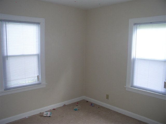 3222 Rockingham Road Davenport, IA 52802 - Photo 6 of 8 Gallery Image 6