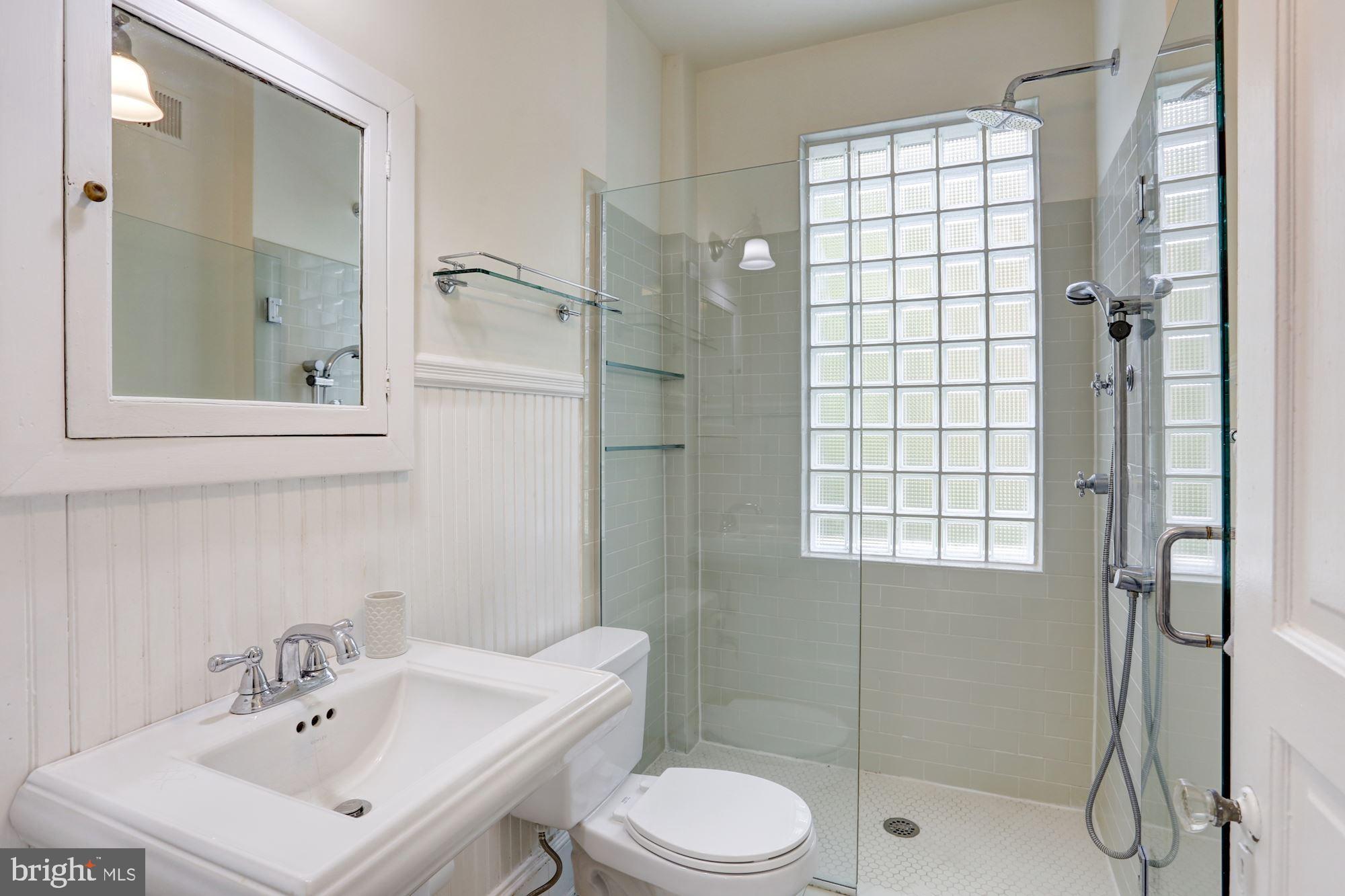 1804 Riggs Place Northwest Washington, DC 20009 - Photo 19 of 24