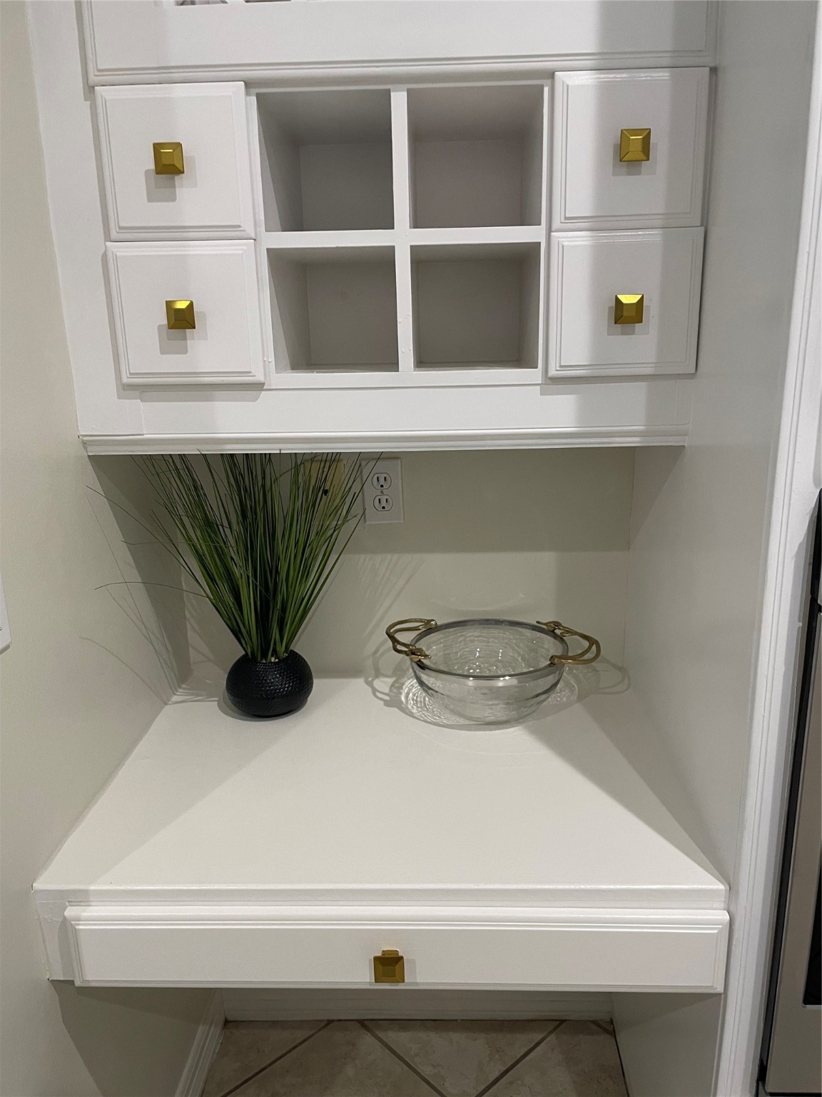 2 Milan Estates Houston, TX 77056 - Photo 19 of 39