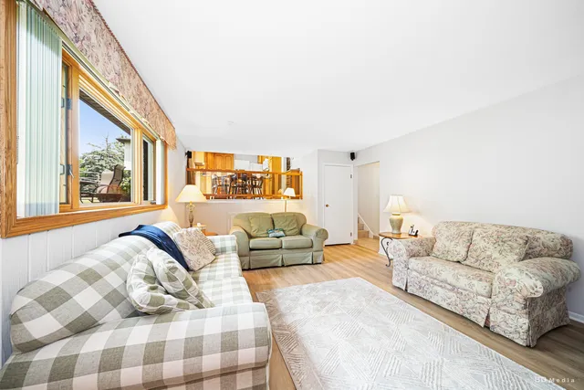 $437,900 | 13520 Idlewild Drive, Orland Park, IL 60462