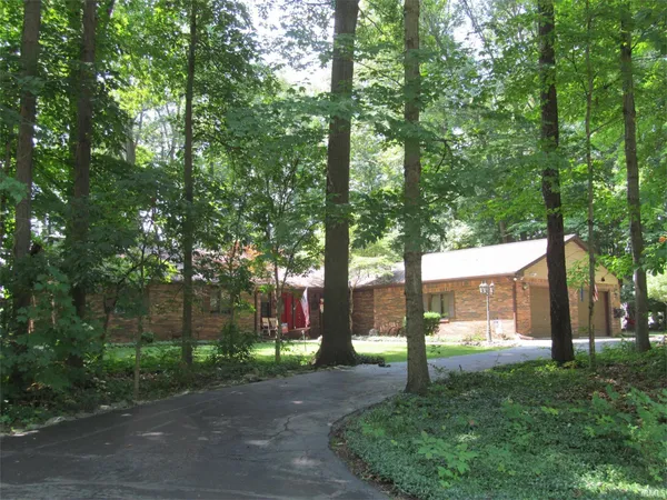 $374,900 | 2497 West Lynn Lane, Peru, IN 46970