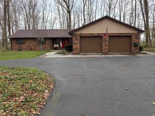 $374,900 | 2497 West Lynn Lane, Peru, IN 46970