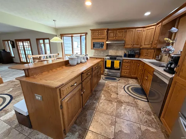 $374,900 | 2497 West Lynn Lane, Peru, IN 46970