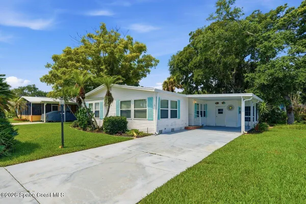 $275,000 | 304 Portside Lane, Edgewater, FL 32141