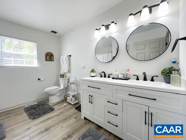 31 Laguna Road Palmyra, VA 22963 - Photo 15 of 39