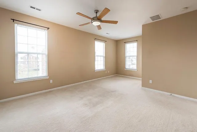 $1,850 | 854 West Summerfield Gln Circle, Unit 116, Ann Arbor, MI 48103