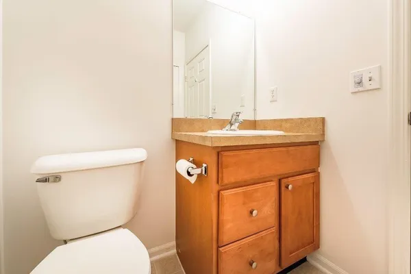 $2,000 | 854 West Summerfield Gln Circle, Unit 116, Ann Arbor, MI 48103
