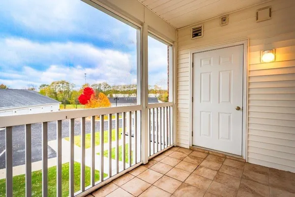 $2,000 | 854 West Summerfield Gln Circle, Unit 116, Ann Arbor, MI 48103