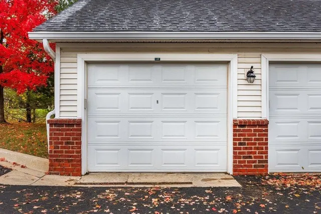 $1,850 | 854 West Summerfield Gln Circle, Unit 116, Ann Arbor, MI 48103