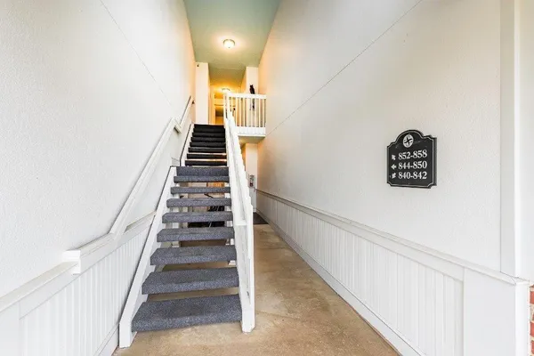 $2,000 | 854 West Summerfield Gln Circle, Unit 116, Ann Arbor, MI 48103