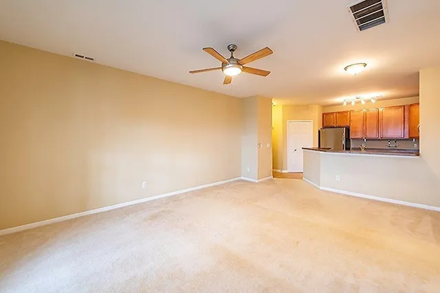 $1,850 | 854 West Summerfield Gln Circle, Unit 116, Ann Arbor, MI 48103