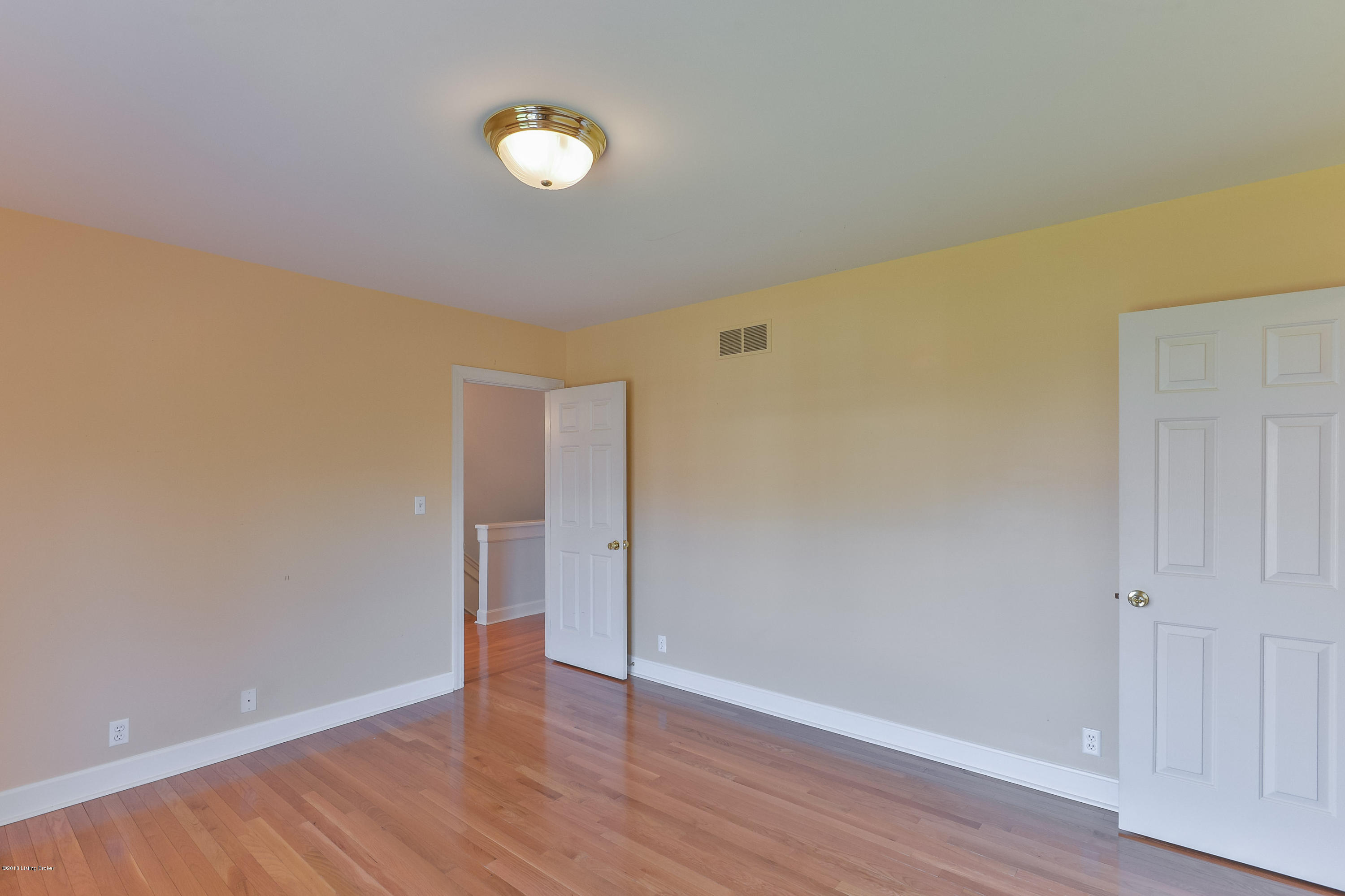 205 Pepperbush Road Louisville, KY 40207 - Photo 29 of 50 42 LSIR 20180315 5620