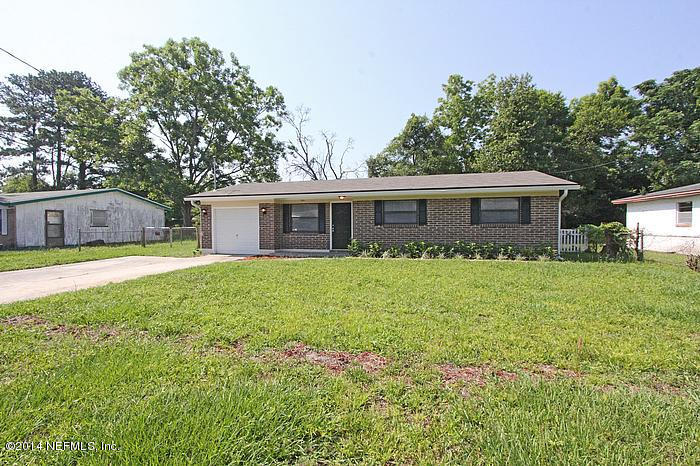 5004 Foxboro Road Jacksonville, FL 32208 - Photo 2 of 10 frontyard_700