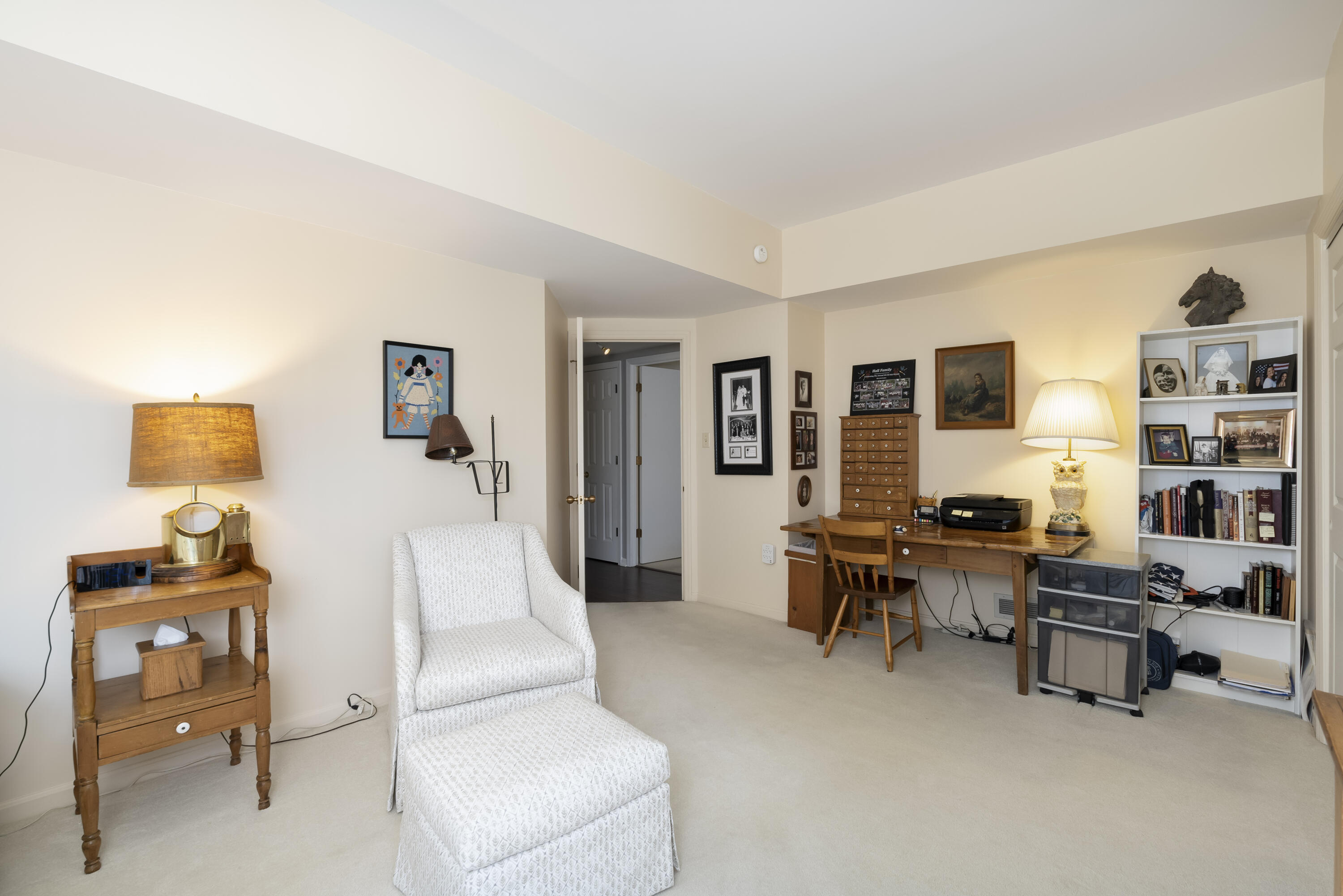 1 Riverside Place, Unit 301 Covington, KY 41011 - Photo 16 of 33 Gallery Image 16
