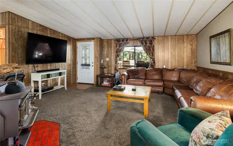 $298,000 | 1600 Skull Springs Road, Cle Elum, WA 98922