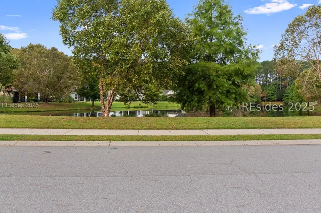 $675,000 | 34 Glencairn Avenue, Bluffton, SC 29910