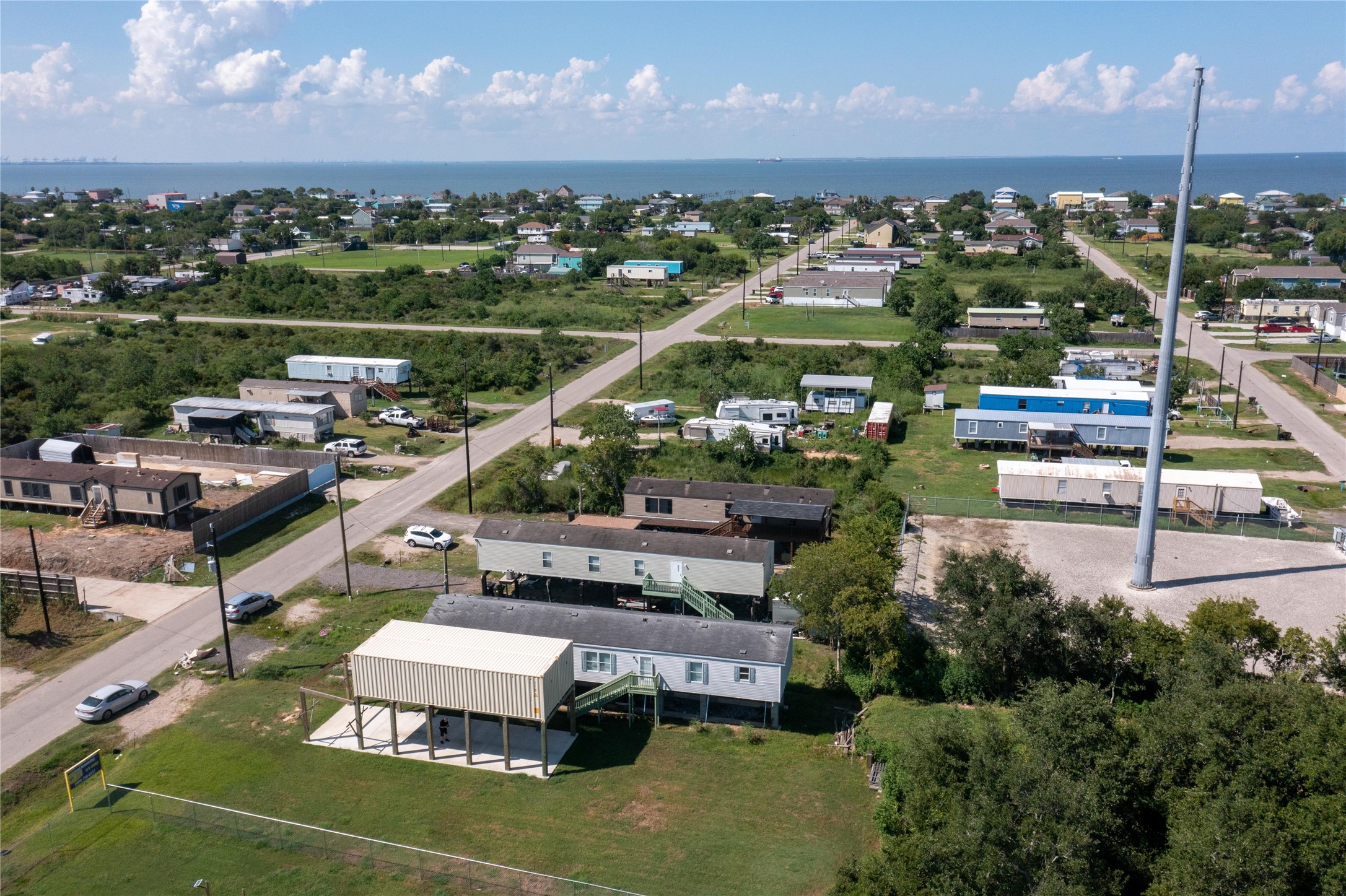435 16th Street San Leon, TX 77539 - Photo 2 of 44 a view of a city from a terrace
