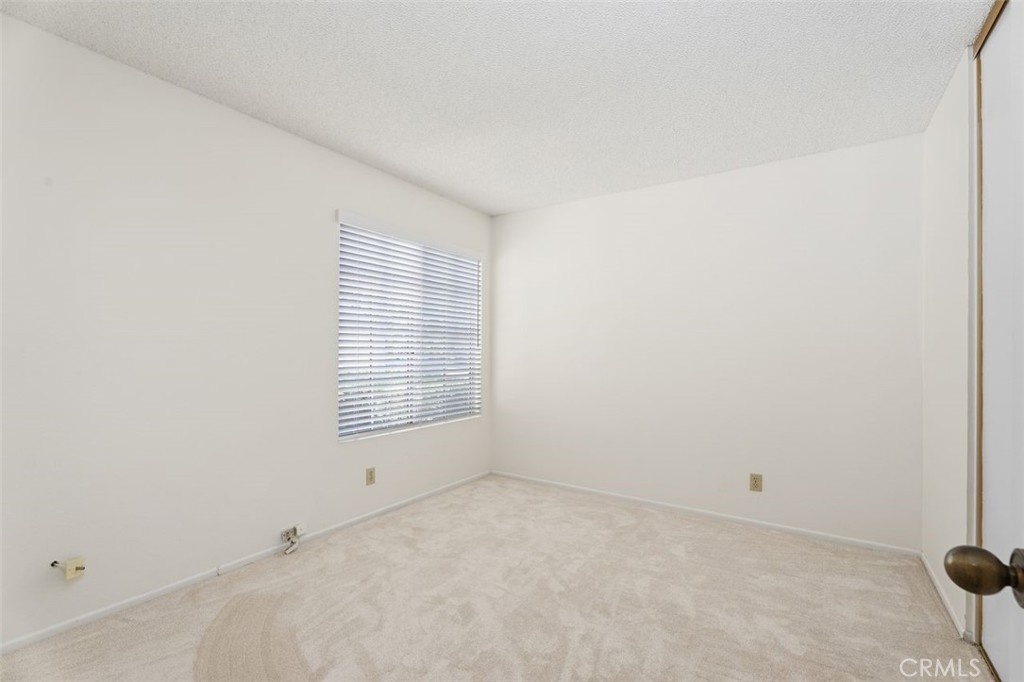 34 Exeter Irvine, CA 92612 - Photo 23 of 39