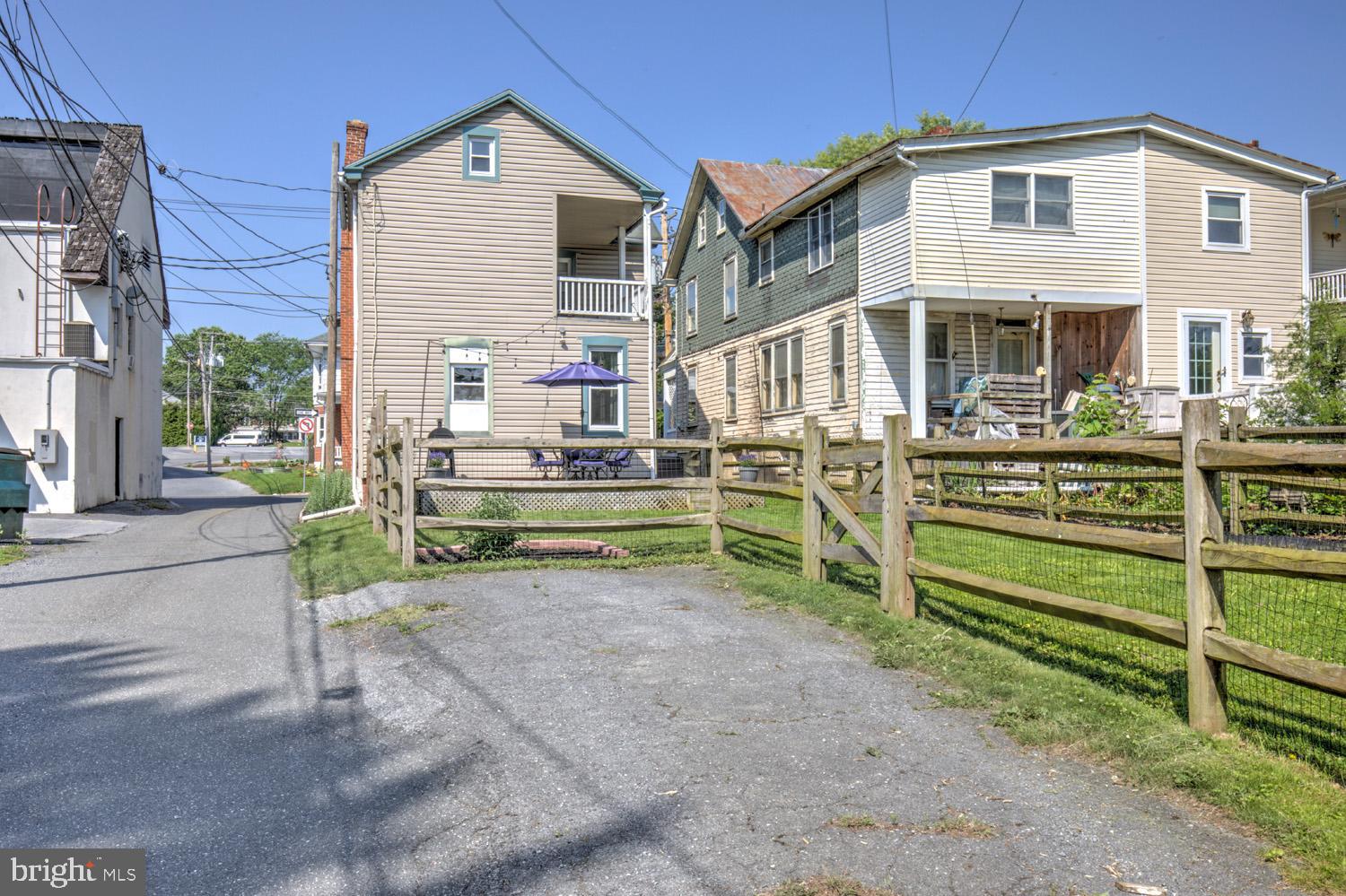 15 East Walnut Street Ephrata, PA 17522 - Photo 6 of 38 Gallery Image 6