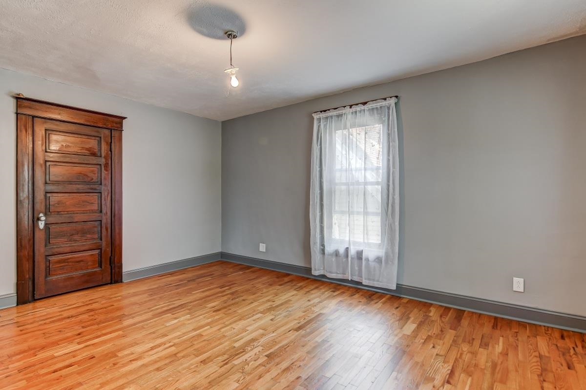 938 North 2nd Street Springfield, IL 62702 - Photo 22 of 40
