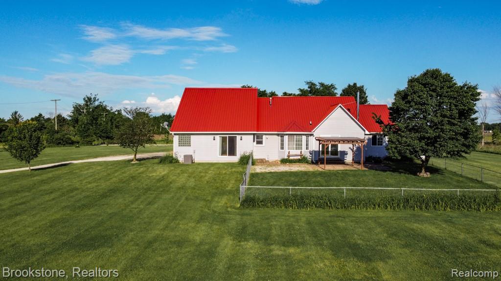 62580 Omo Road New Haven, MI 48048 - Photo 33 of 42 House_Omo-37.jpg