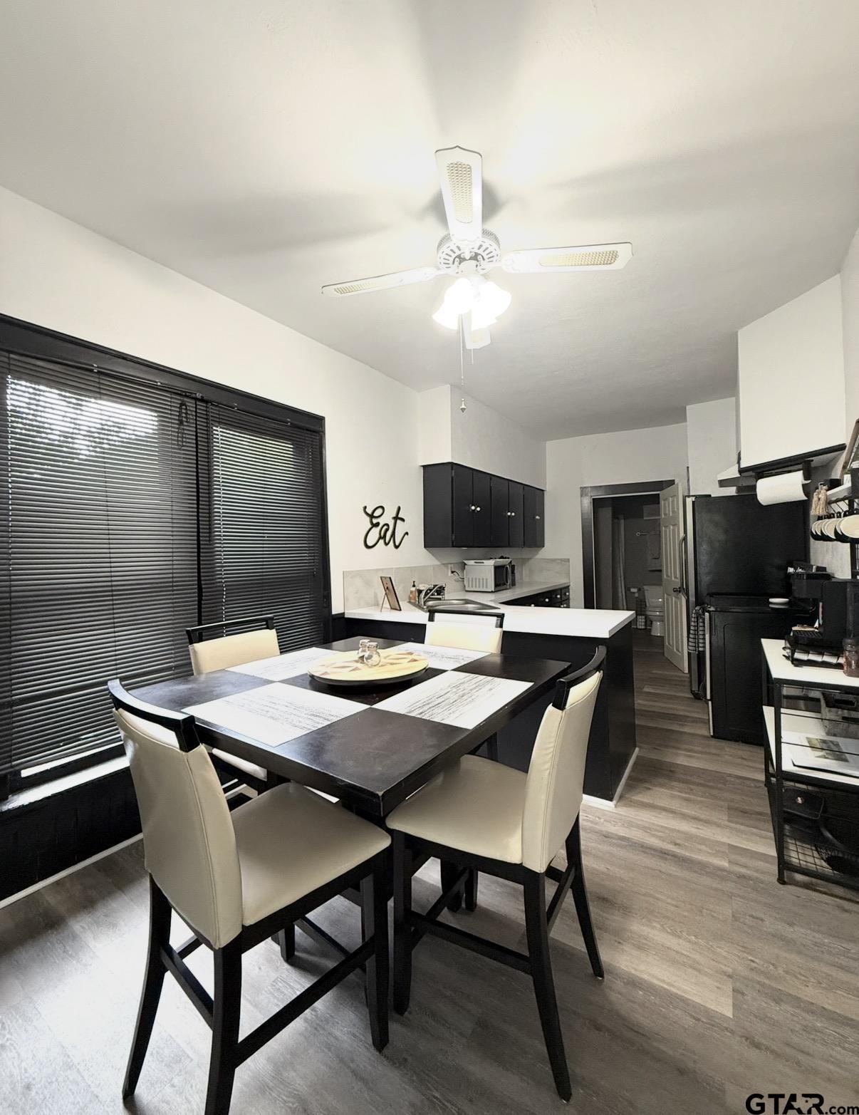202 Graham Street Mineola, TX 75773 - Photo 8 of 28
