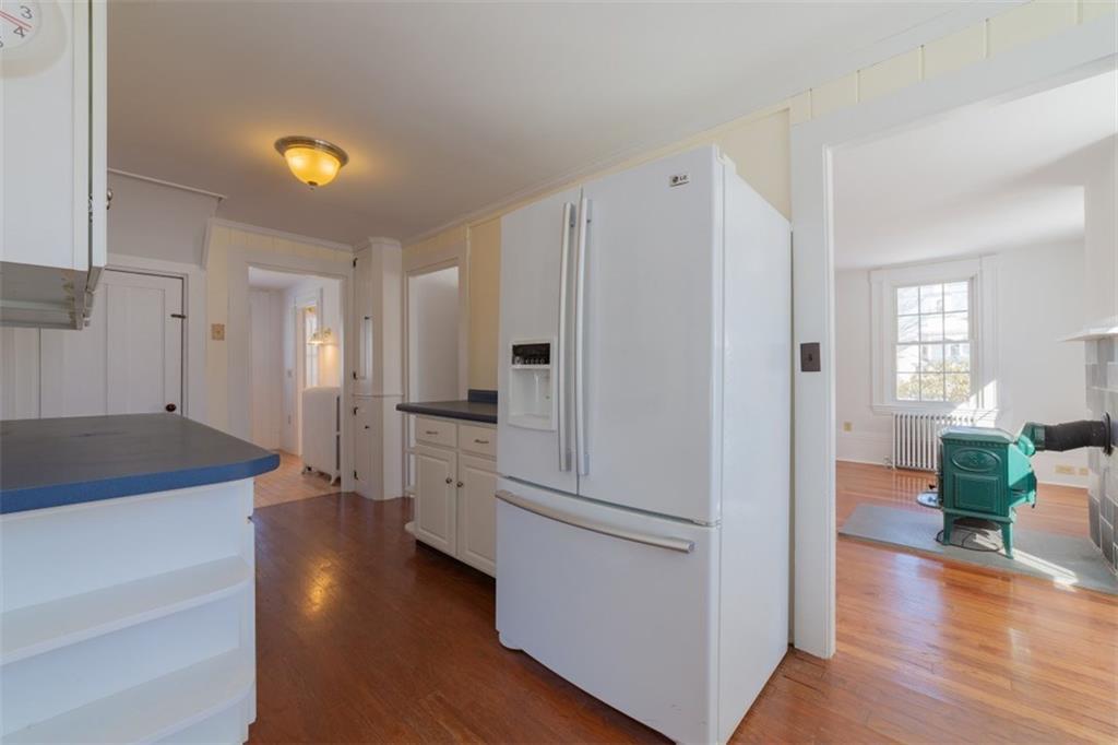 246 Ocean Point Road Boothbay, ME 04544 - Photo 9 of 34 Photo