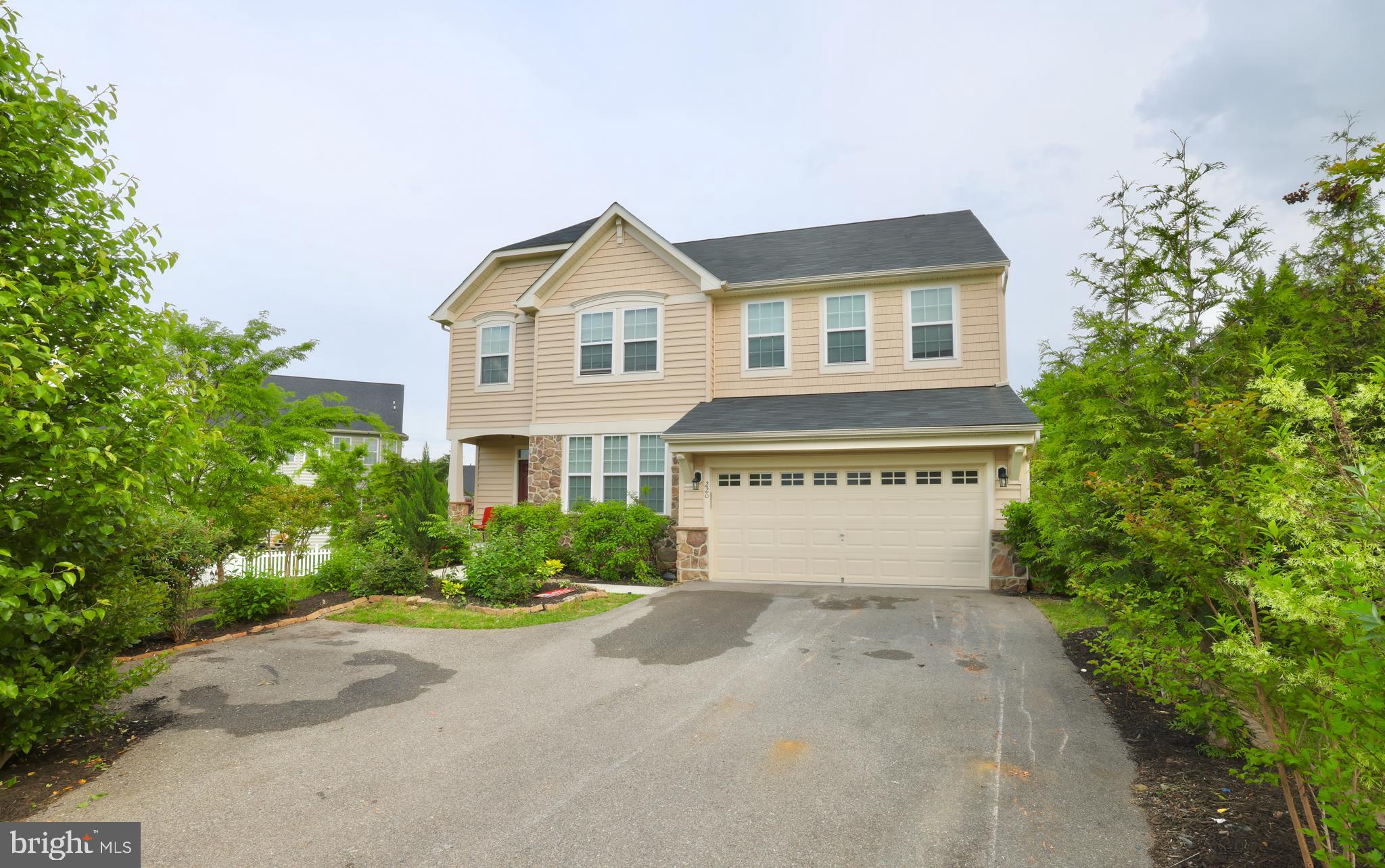 220 Windom Way Frederick, MD 21702 - Photo 2 of 35 Gallery Image 2