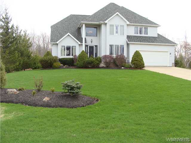 Exterior Front Welcome to 6579 Aiken Rd