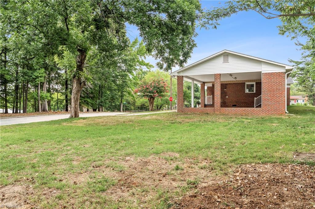 1300 Rotherwood Road Greensboro, NC 27406 - Photo 30 of 30 Gallery Image 30