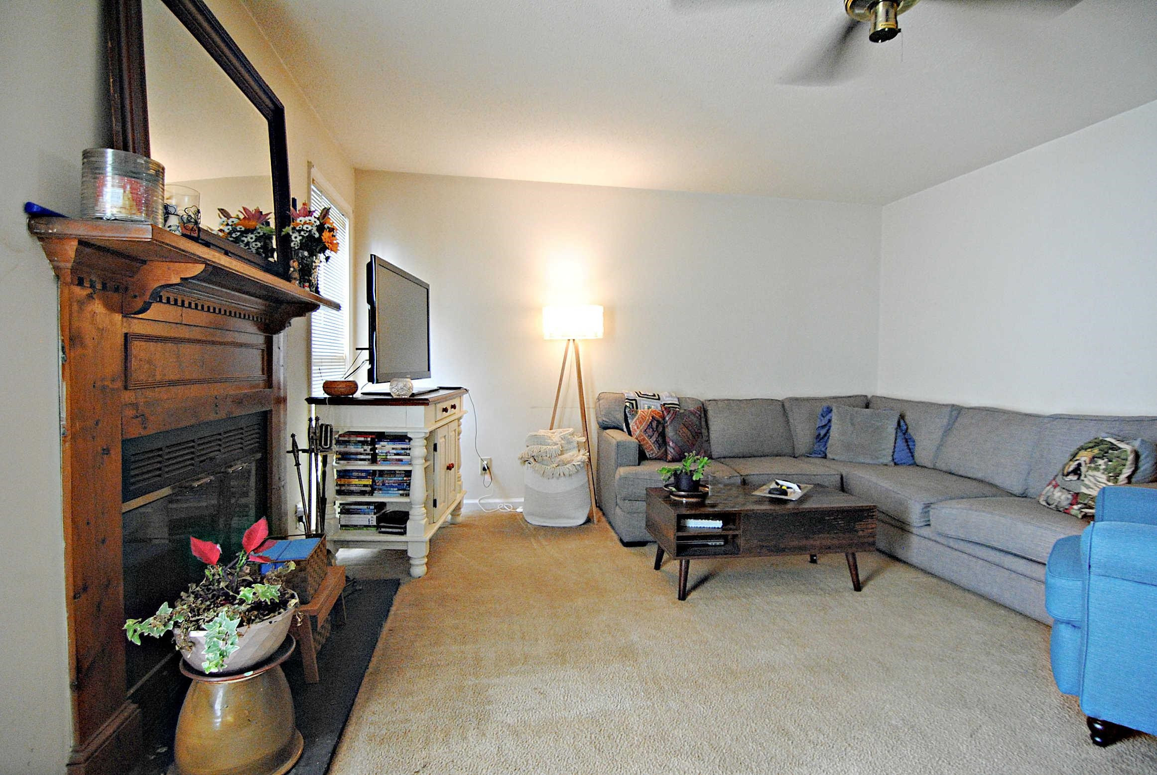521 Caprice Court Raleigh, NC 27606 - Photo 3 of 13 Photo 3