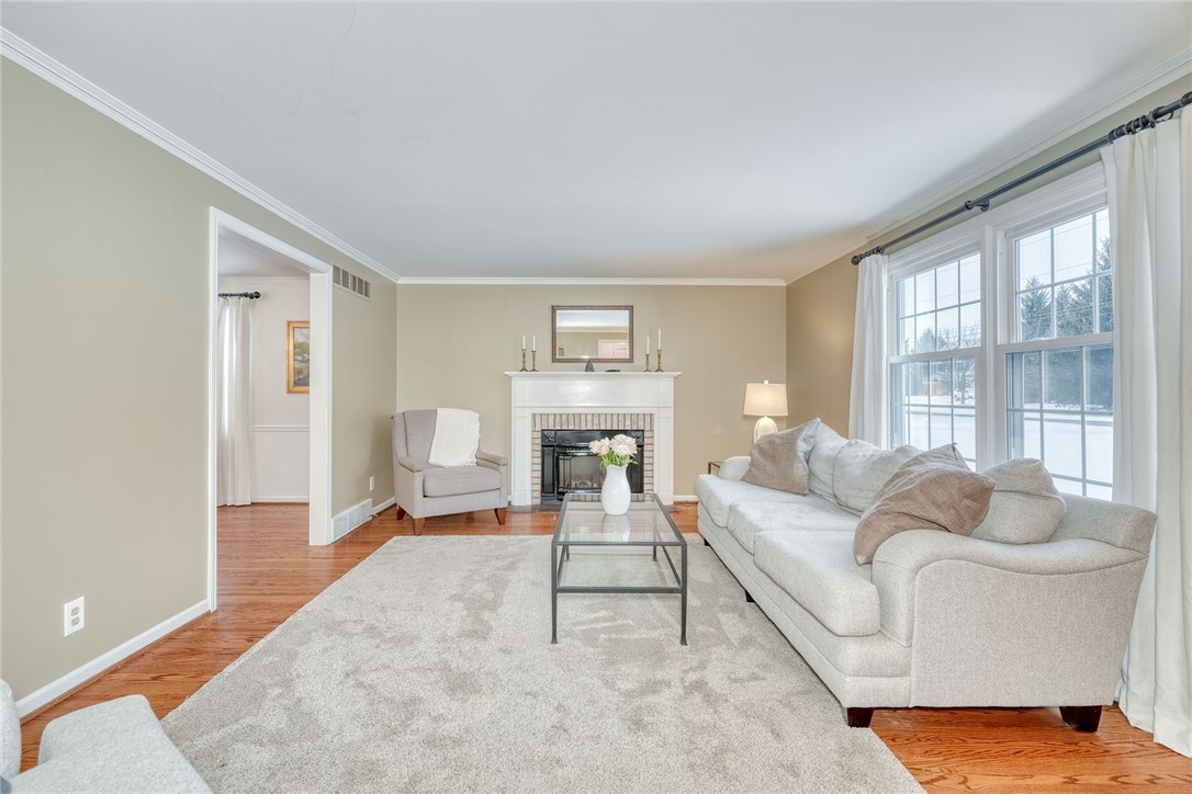 111 Knickerbocker Road Pittsford, NY 14534 - Photo 3 of 30